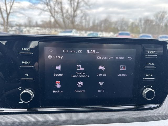 Vehicle image 15 of 23