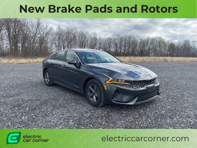 Vehicle image 4 of 23