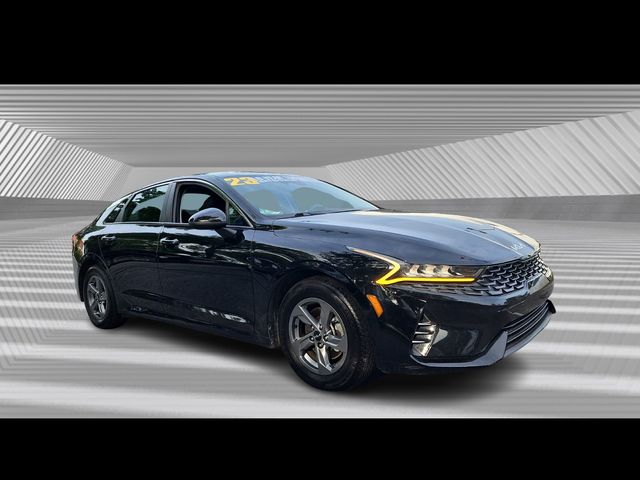 Vehicle image 3 of 31