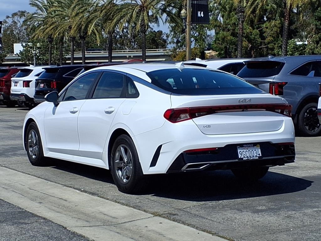 Vehicle image 5 of 24