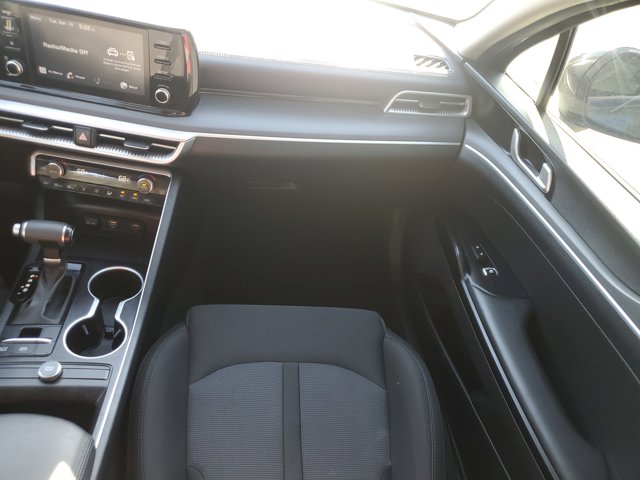 Vehicle image 15 of 32