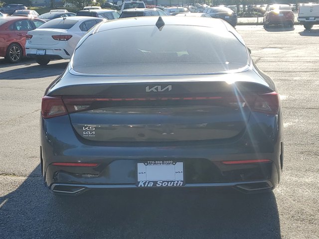Vehicle image 4 of 32
