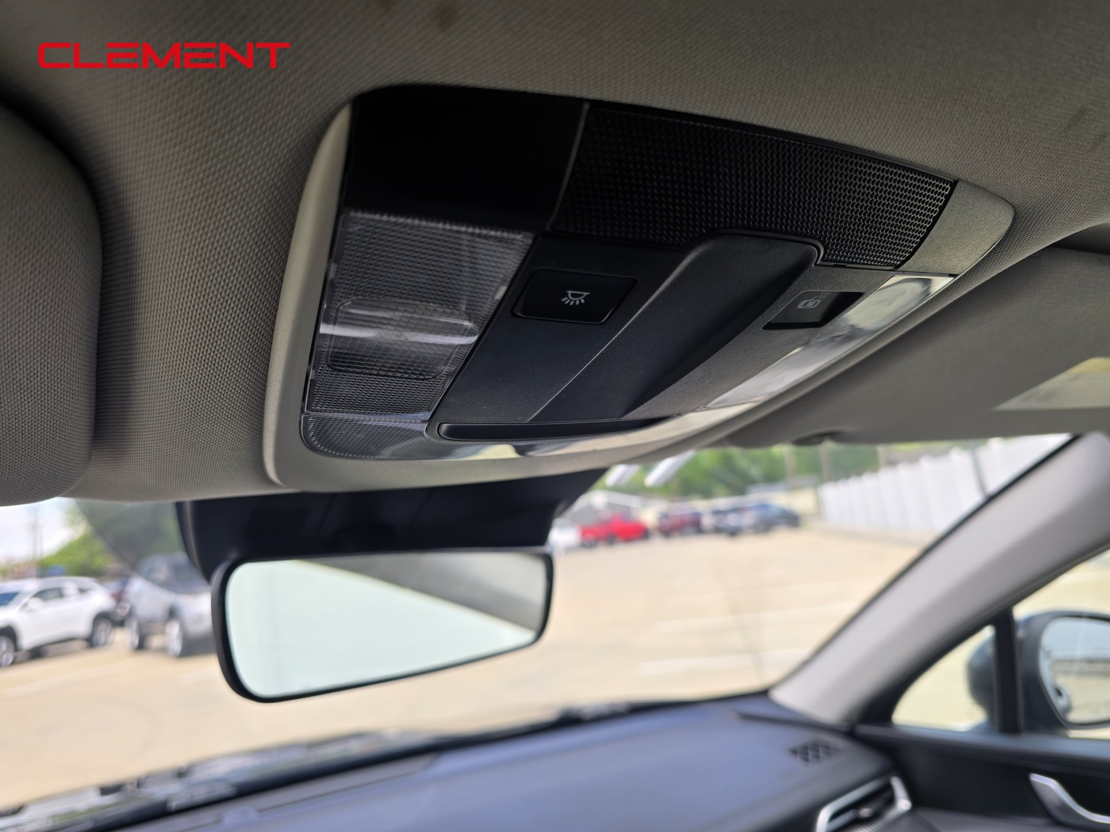 Vehicle image 23 of 49