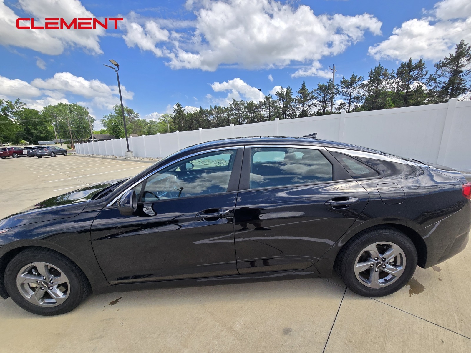 Vehicle image 6 of 49