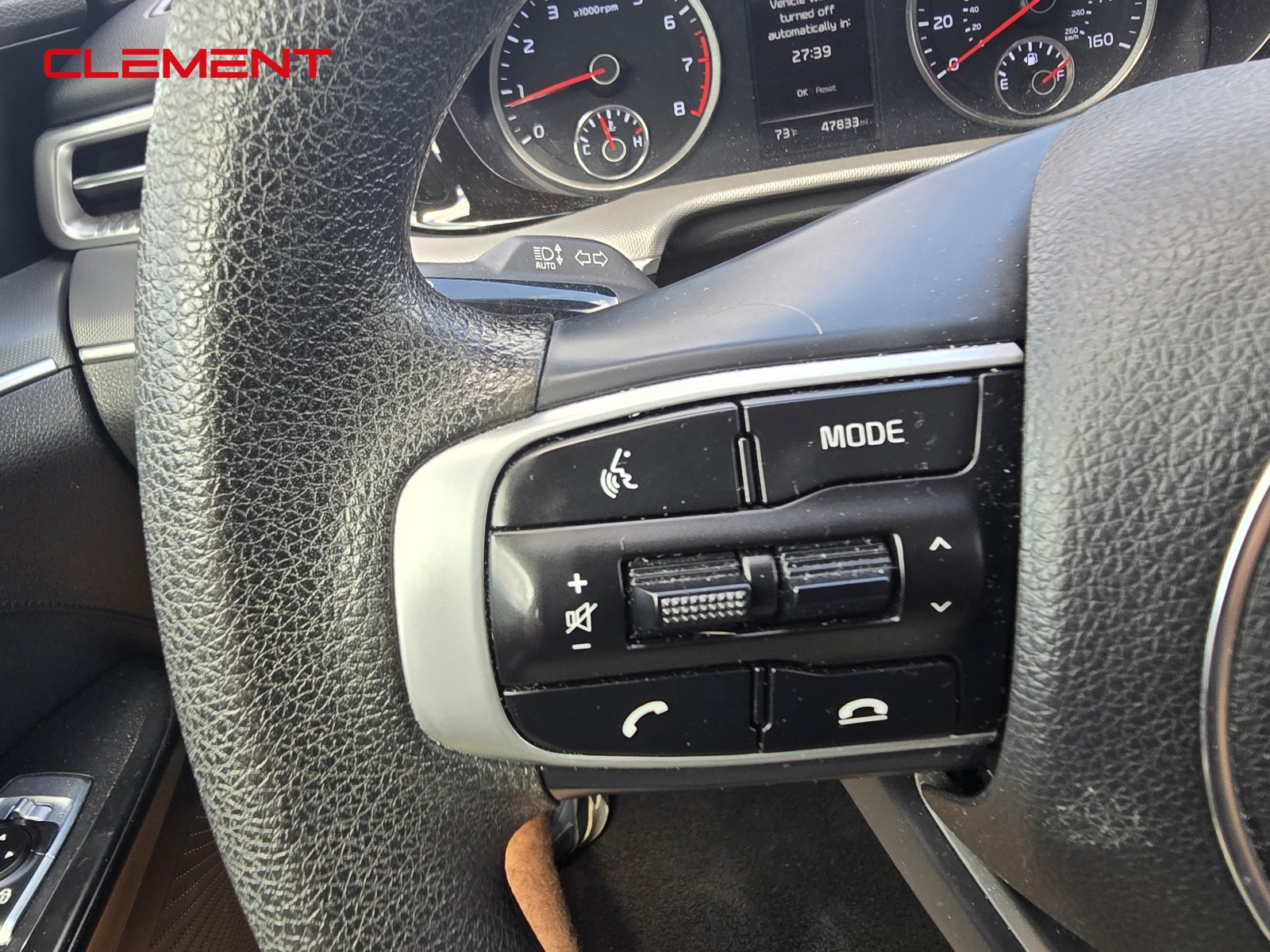 Vehicle image 15 of 49