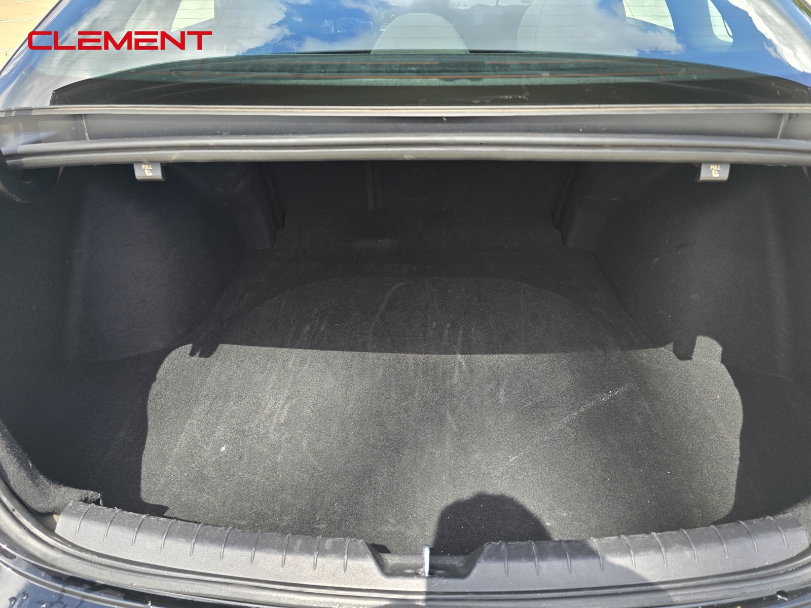 Vehicle image 11 of 49