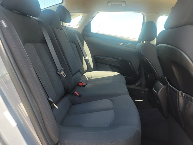 Vehicle image 15 of 31