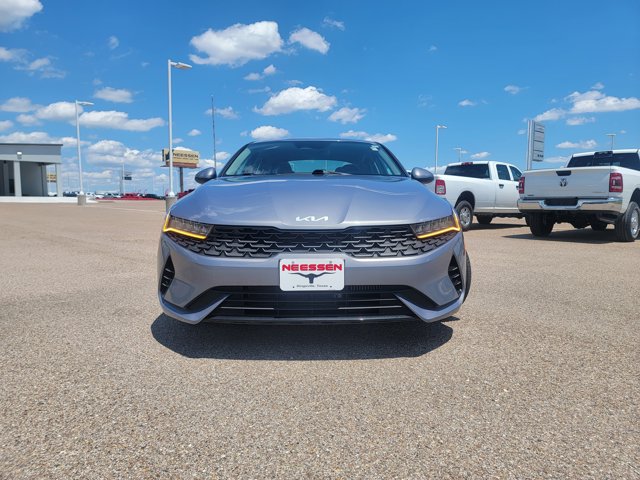 Vehicle image 2 of 31