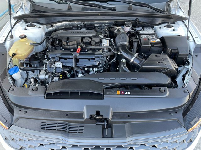 Vehicle image 29 of 43