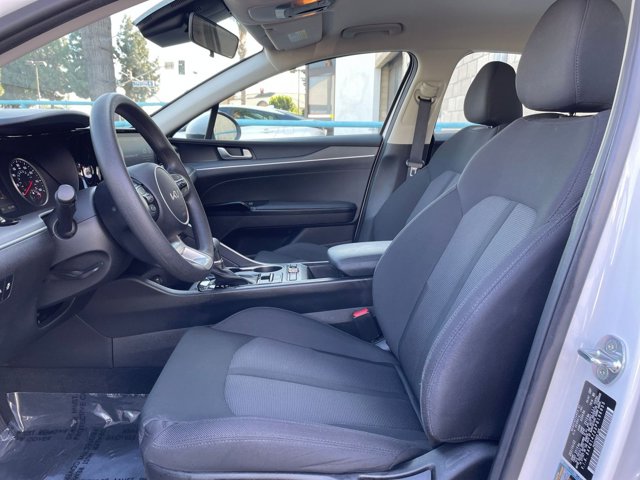 Vehicle image 24 of 43