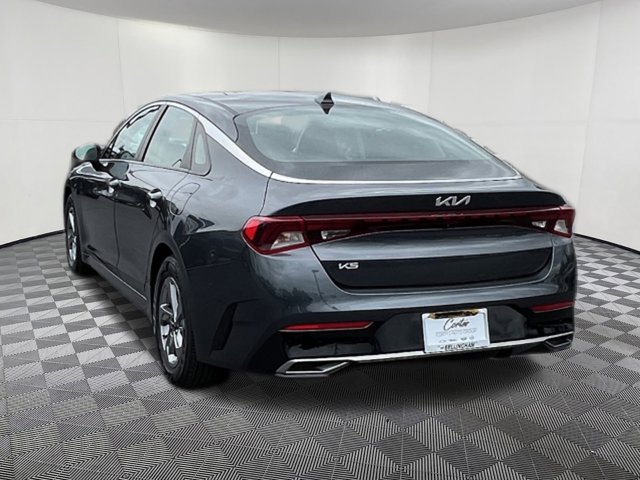 Vehicle image 7 of 34