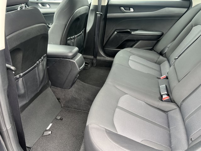 Vehicle image 14 of 34