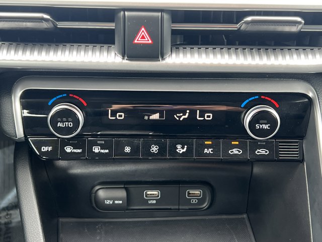 Vehicle image 28 of 34