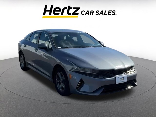 Vehicle image 10 of 41