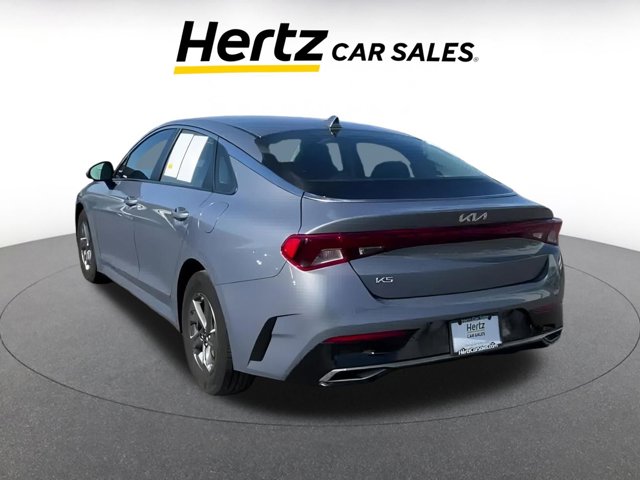 Vehicle image 12 of 41