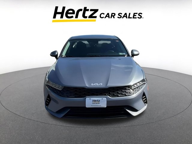 Vehicle image 4 of 41