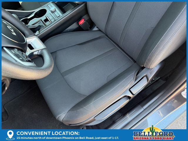 Vehicle image 17 of 37