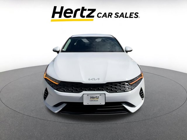 Vehicle image 4 of 44