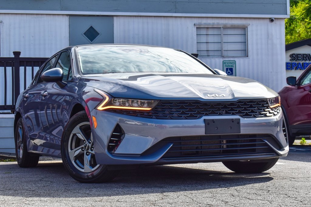 Vehicle image 3 of 33