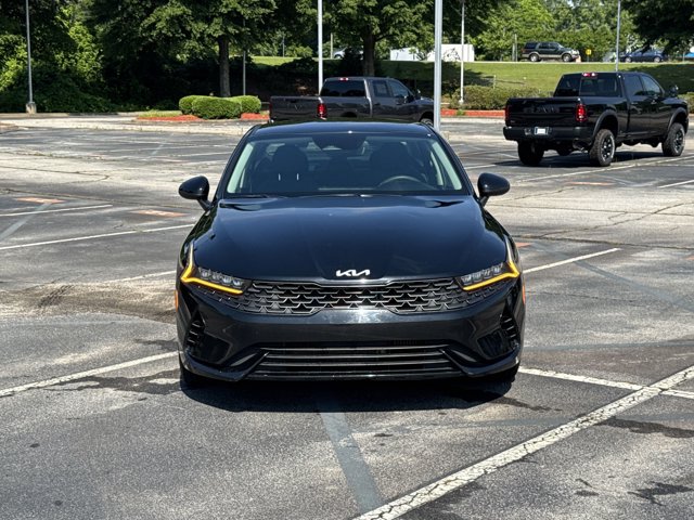 Vehicle image 2 of 32