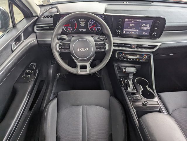 Vehicle image 14 of 26