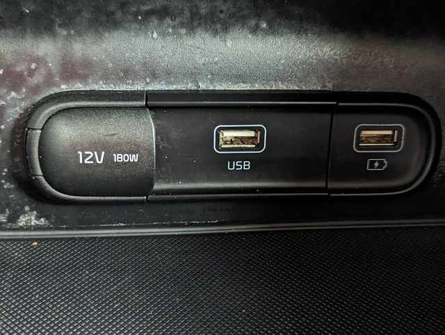 Vehicle image 20 of 26