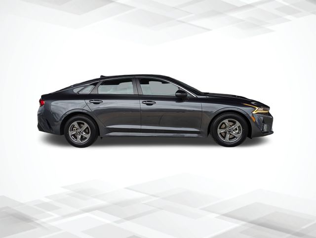 Vehicle image 5 of 26