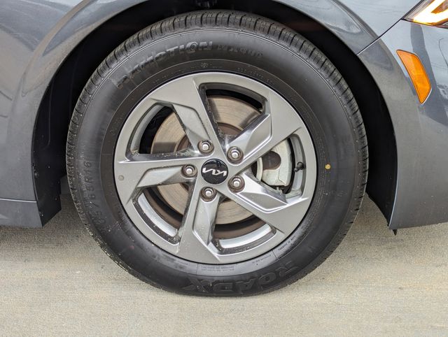 Vehicle image 10 of 26