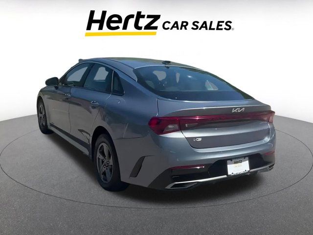 Vehicle image 12 of 31