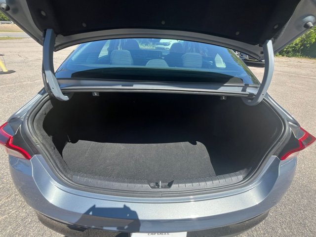 Vehicle image 20 of 31