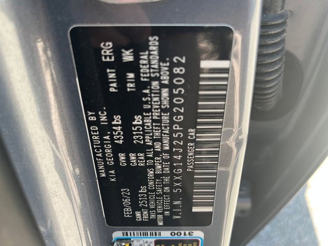 Vehicle image 18 of 31