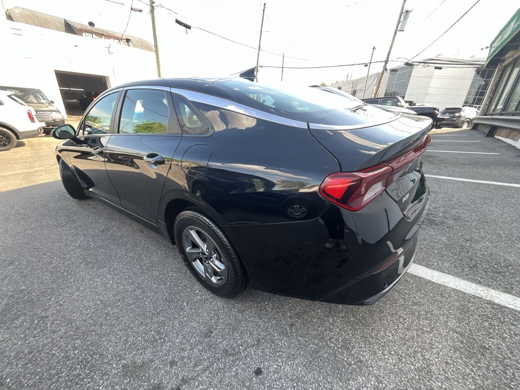 Vehicle image 5 of 35