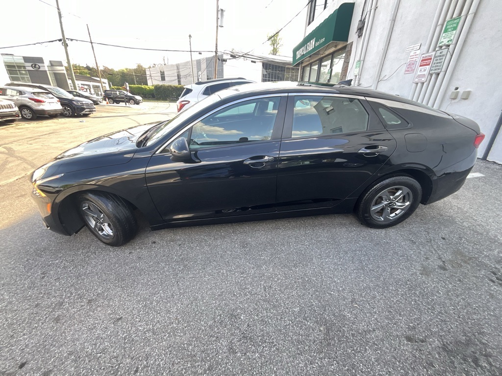 Vehicle image 2 of 35