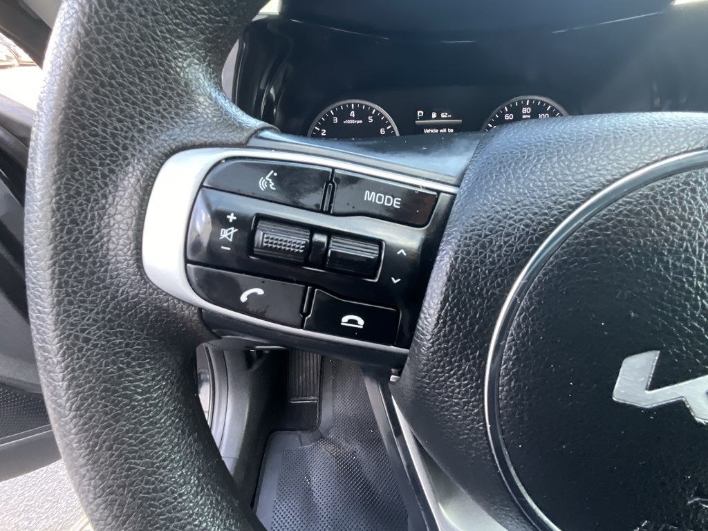 Vehicle image 12 of 35