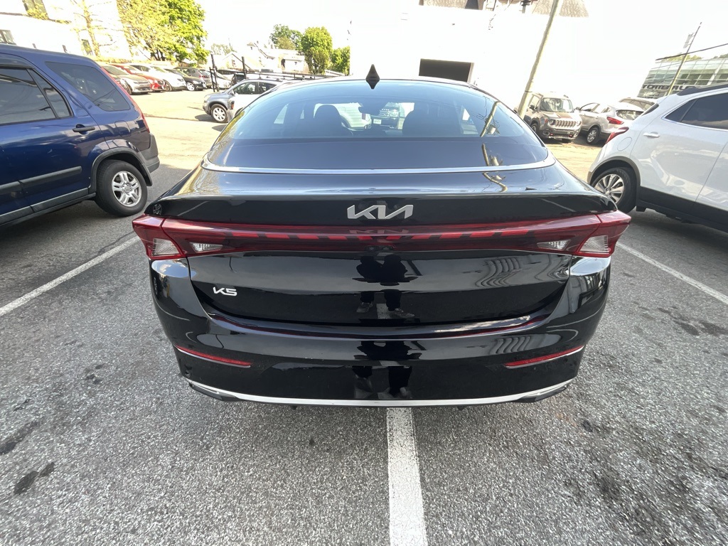 Vehicle image 7 of 35