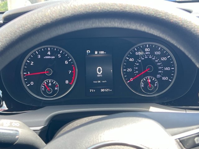 Vehicle image 22 of 31