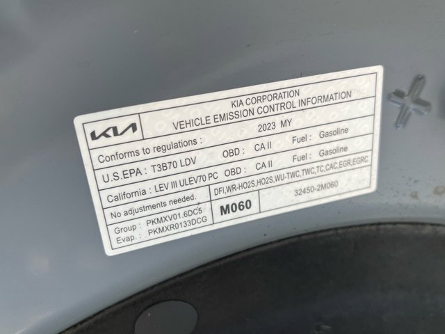Vehicle image 28 of 31