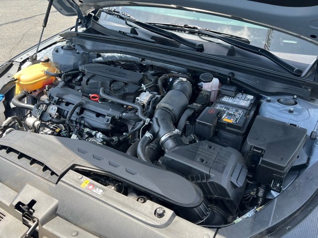Vehicle image 10 of 31