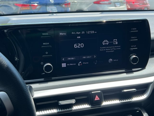 Vehicle image 24 of 31