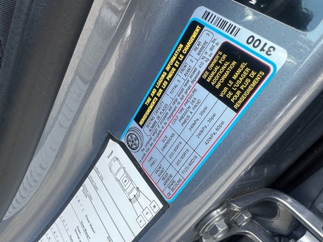 Vehicle image 29 of 31