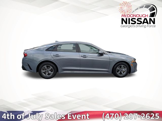 Vehicle image 4 of 24