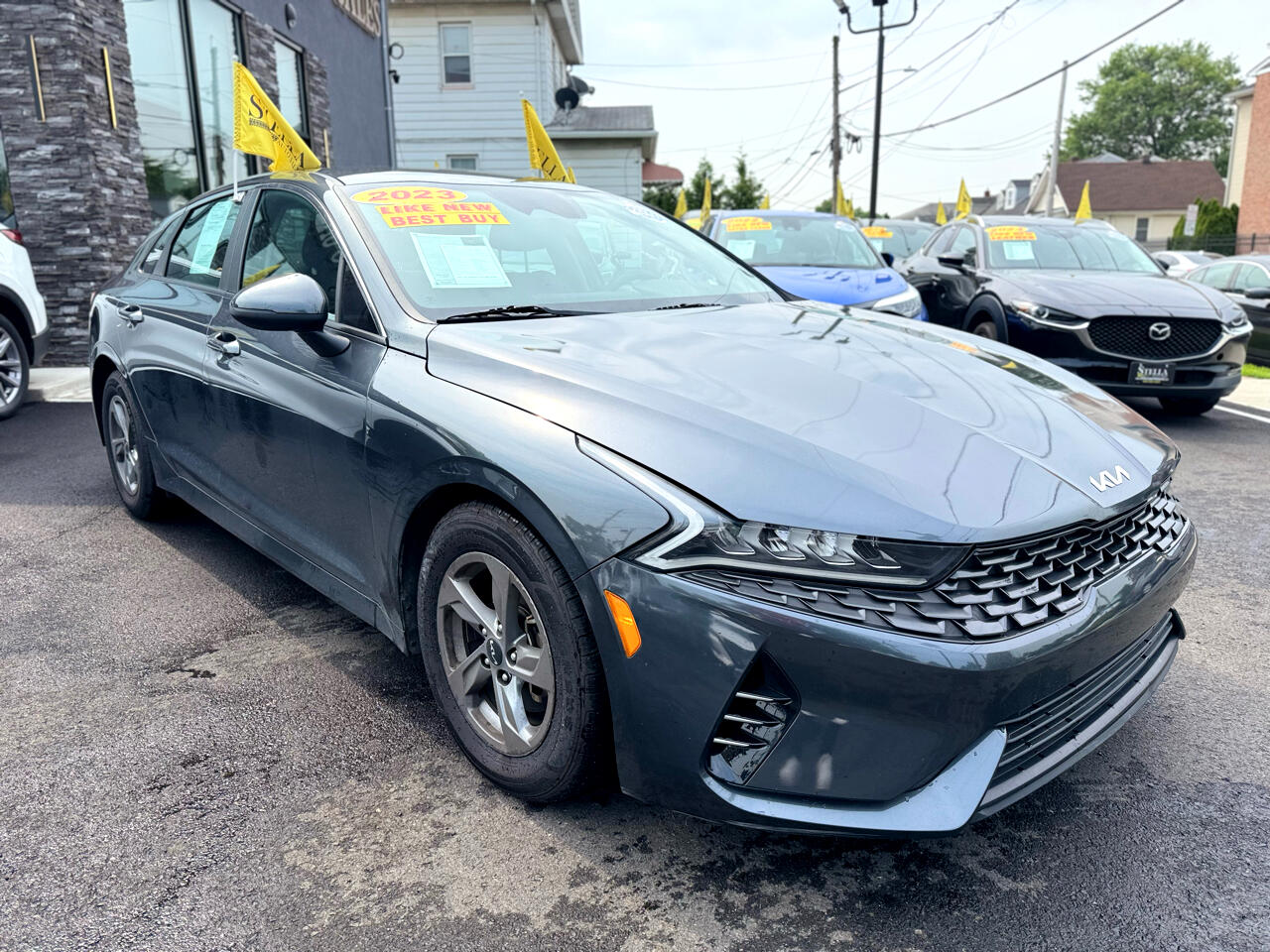 Vehicle image 9 of 30