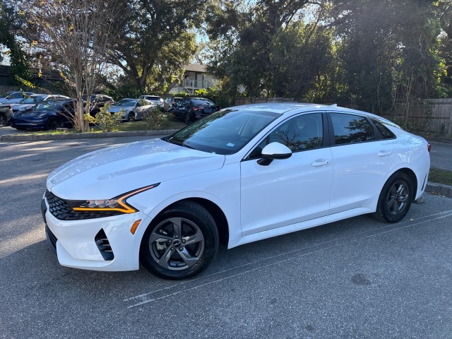 2023 Kia K5 LXS Image 3 of 20