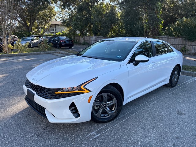 2023 Kia K5 LXS Image 2 of 20