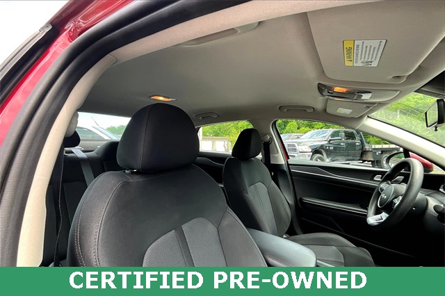 Vehicle image 21 of 30