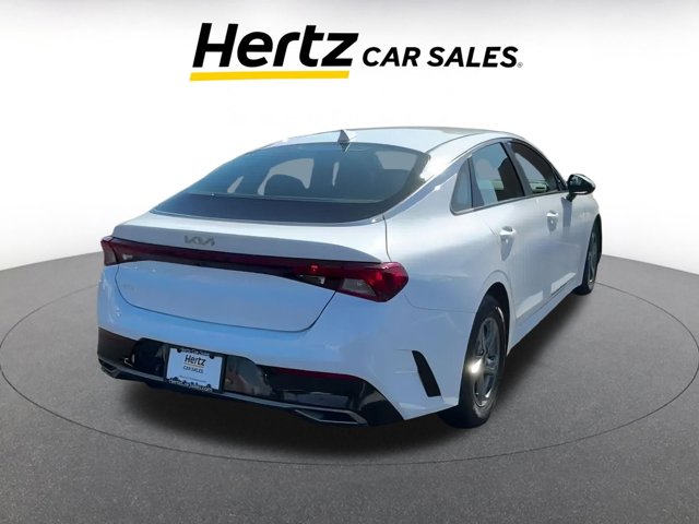 Vehicle image 13 of 42