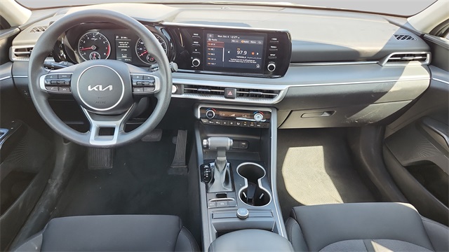 2023 Kia K5 LXS Image 16 of 35