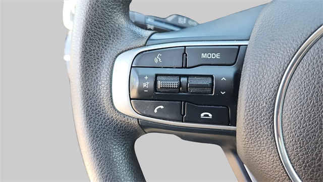 2023 Kia K5 LXS Image 27 of 35