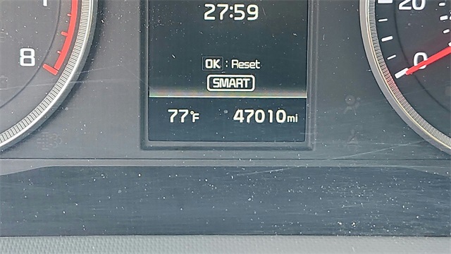 2023 Kia K5 LXS Image 18 of 35