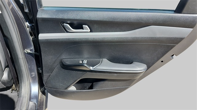 2023 Kia K5 LXS Image 32 of 35